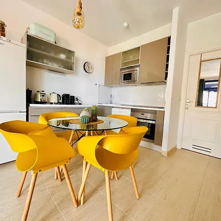 With Views Of Sea And Mountains Apartment