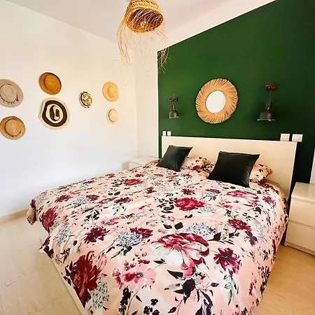 Appartamento With Views Of Sea And Mountains