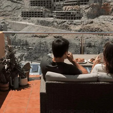 Apartman With Views Of Sea And Mountains