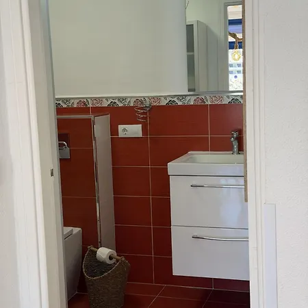 Apartman With Views Of Sea And Mountains